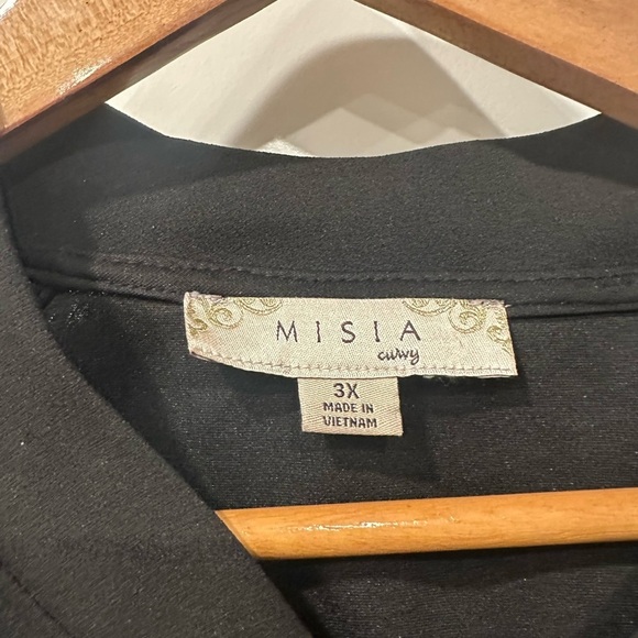 MISIA CURVY LITE WEIGHT JACKET / black / 3XL/ lace sleeves/ zip up. - Picture 2 of 5